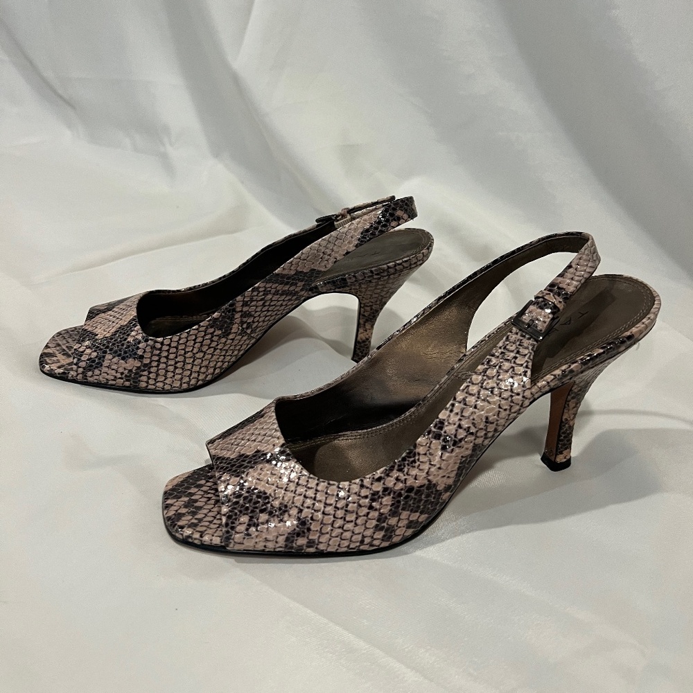 Tahari Snakeskin Print Heel Size 8.5